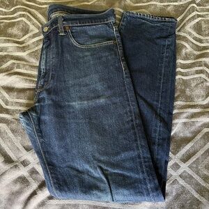 listing-status-banner